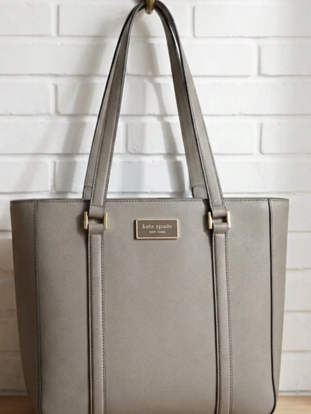 Kate Spade New York Newbury Lane Briar Tote - 100% Cow Leather Exterior